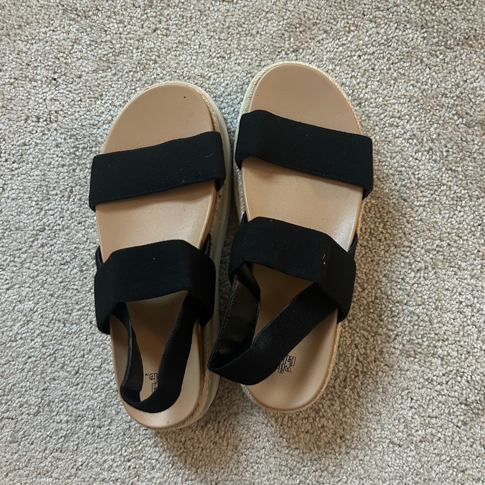 Wild Fable Sandles